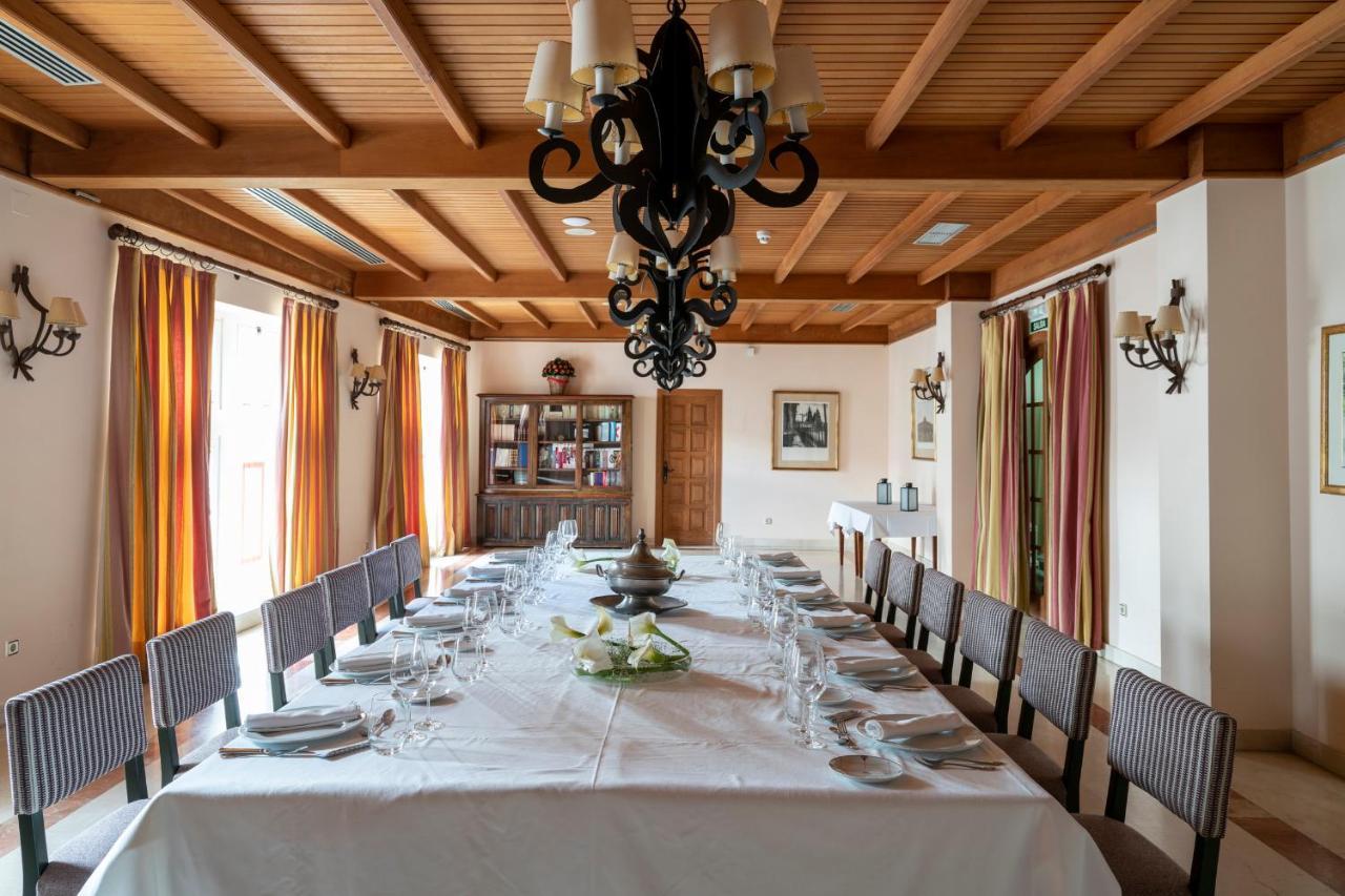 Parador De Виябра Екстериор снимка