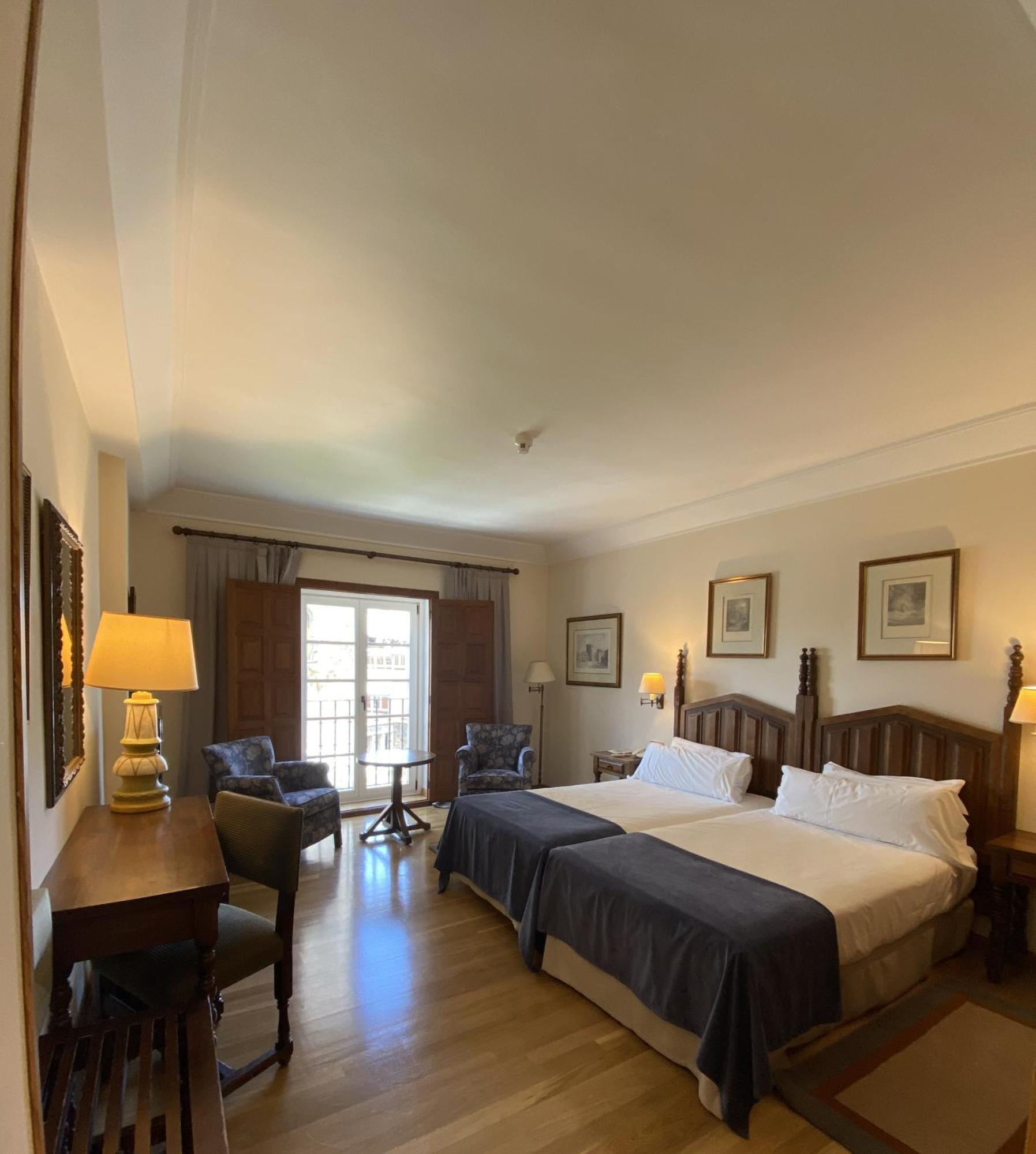 Parador De Виябра Екстериор снимка