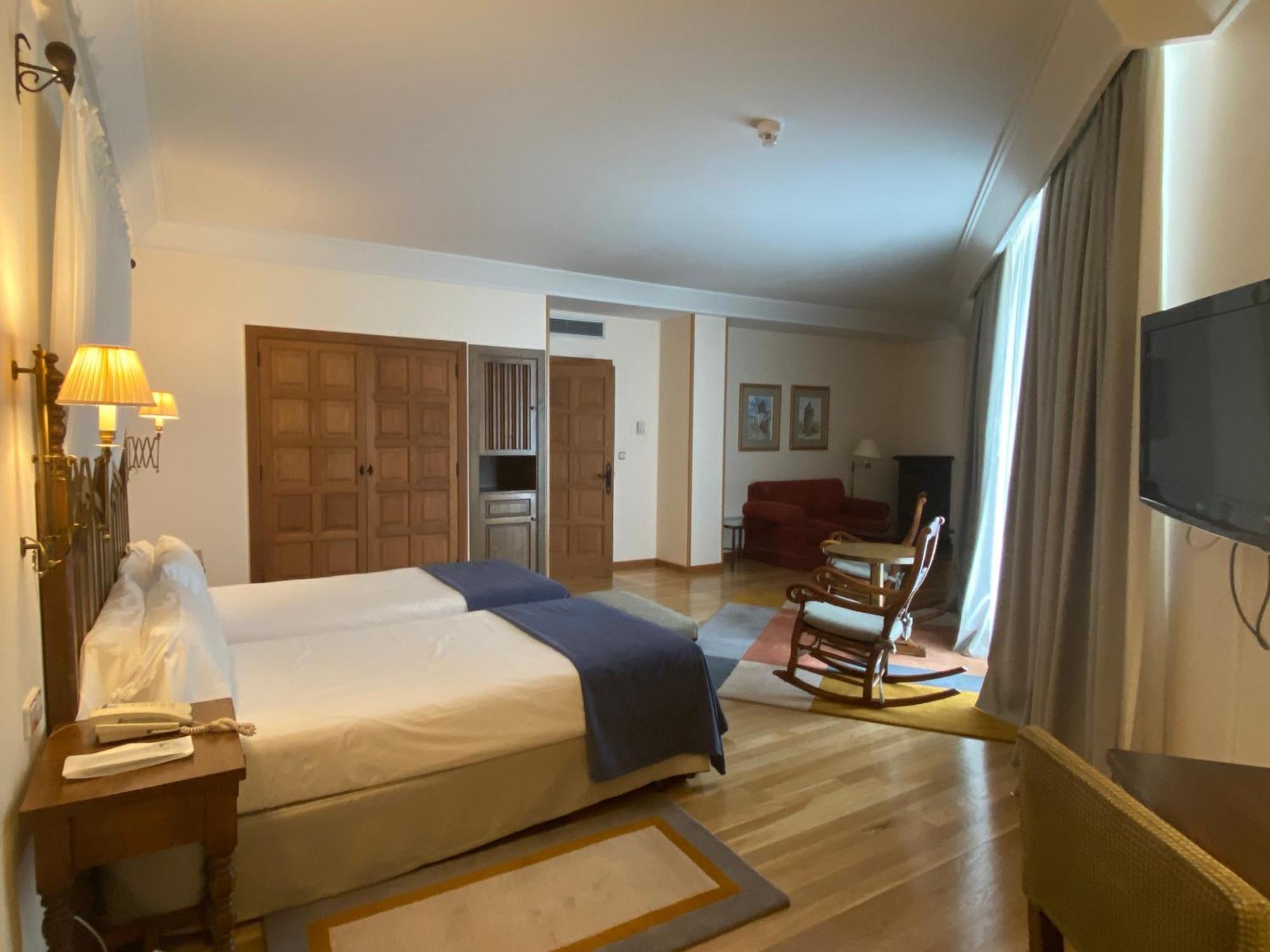 Parador De Виябра Екстериор снимка
